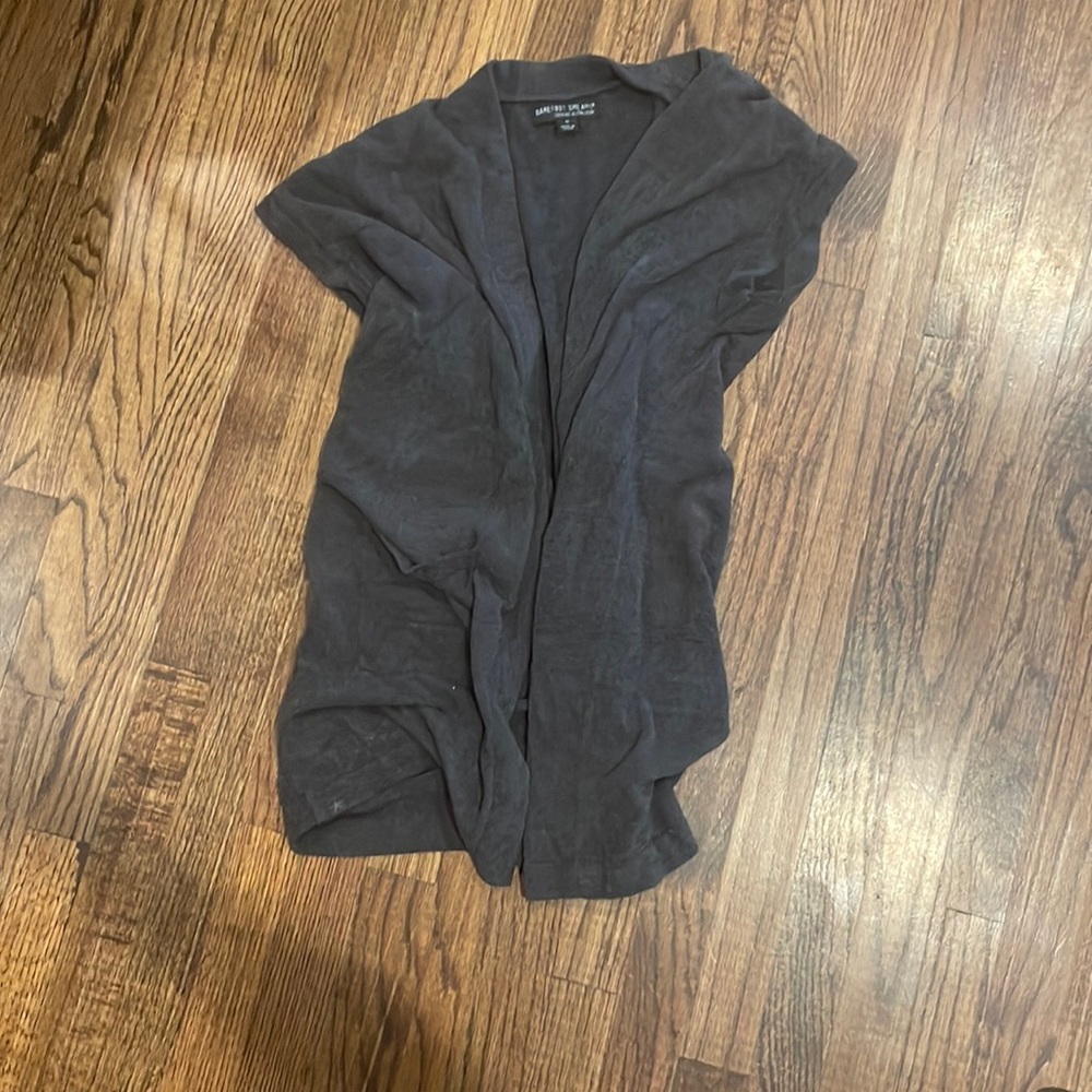 Barefoot dreams sleeveless robe